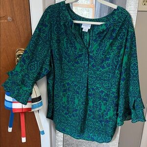 Liz Claiborne Woman Green and Navy Paisley elbow sleeve Peasant Blouse